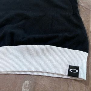 Women's Oakley Sweater Vest - Size S